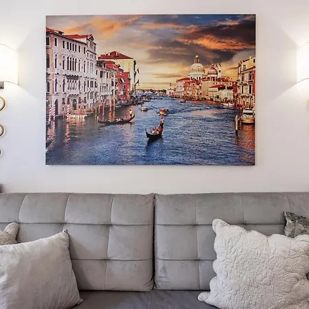 Jogailos Peaceful Old Town Luxury 3 Bdr, 2 Bthr, Free Garage, Top-speed Wifi Апартаменты Вильнюс