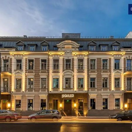 Apartment Jogailos Peaceful Old Town Luxury 3 Bdr, 2 Bthr, Free Garage, Top-speed Wifi *
