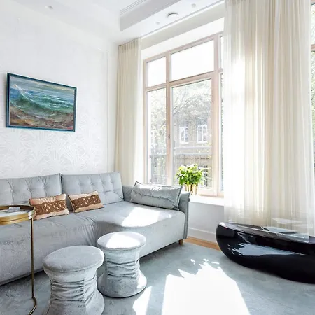 Jogailos Peaceful Old Town Luxury 3 Bdr, 2 Bthr, Free Garage, Top-speed Wifi