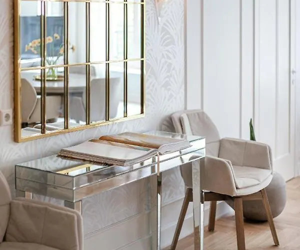 Apartmán Jogailos Peaceful Old Town Luxury 3 Bdr, 2 Bthr, Free Garage, Top-speed Wifi