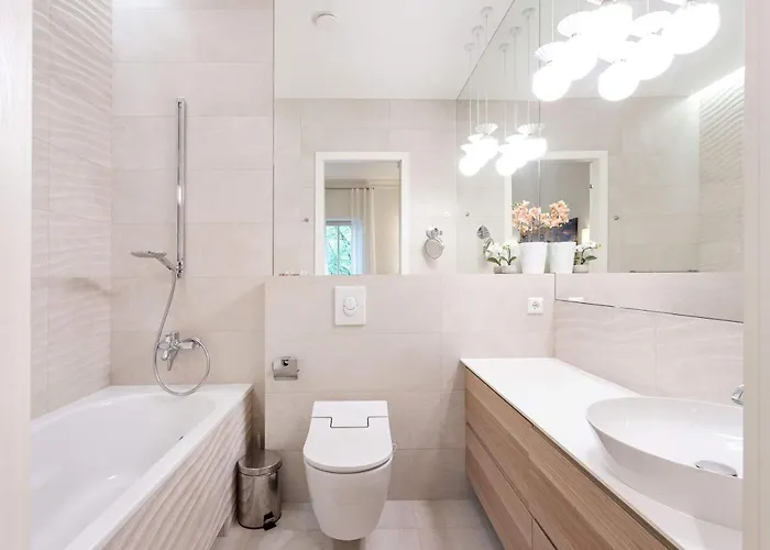 Jogailos Peaceful Old Town Luxury 3 Bdr, 2 Bthr, Free Garage, Top-speed Wifi Apartmán Vilnius