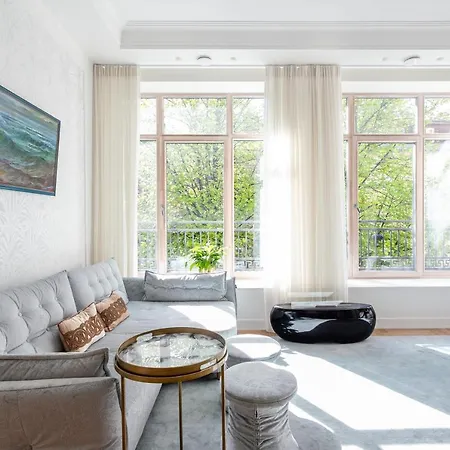 Jogailos Peaceful Old Town Luxury 3 Bdr, 2 Bthr, Free Garage, Top-speed Wifi 维尔纽斯