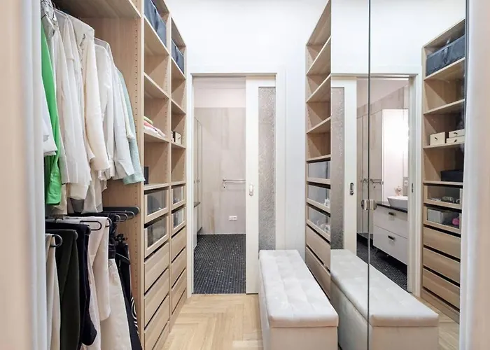 Jogailos Peaceful Old Town Luxury 3 Bdr, 2 Bthr, Free Garage, Top-speed Wifi アパート ヴィリニュス