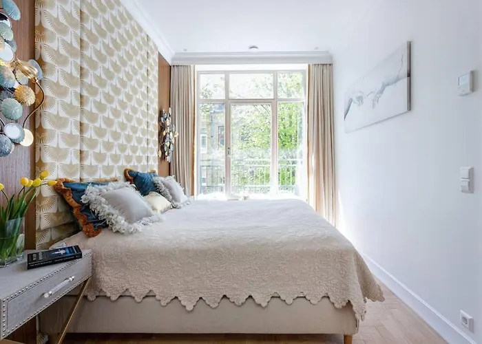 Jogailos Peaceful Old Town Luxury 3 Bdr, 2 Bthr, Free Garage, Top-speed Wifi Lägenhet