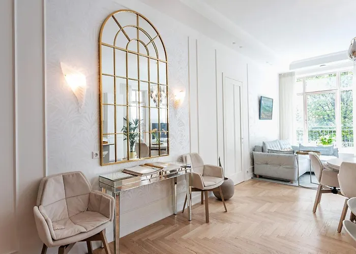 Jogailos Peaceful Old Town Luxury 3 Bdr, 2 Bthr, Free Garage, Top-speed Wifi アパート *