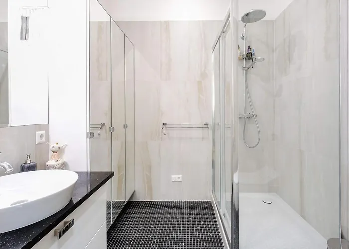 アパート Jogailos Peaceful Old Town Luxury 3 Bdr, 2 Bthr, Free Garage, Top-speed Wifi