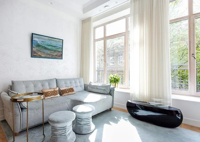 Jogailos Peaceful Old Town Luxury 3 Bdr, 2 Bthr, Free Garage, Top-speed Wifi