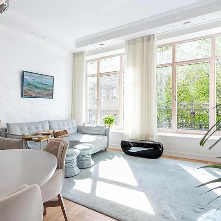 Jogailos Peaceful Old Town Luxury 3 Bdr, 2 Bthr, Free Garage, Top-speed Wifi Lägenhet *