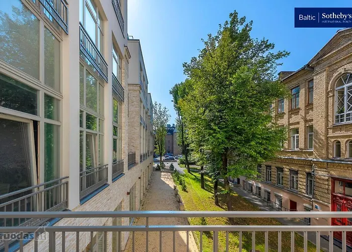 Jogailos Peaceful Old Town Luxury 3 Bdr, 2 Bthr, Free Garage, Top-speed Wifi * Vilna